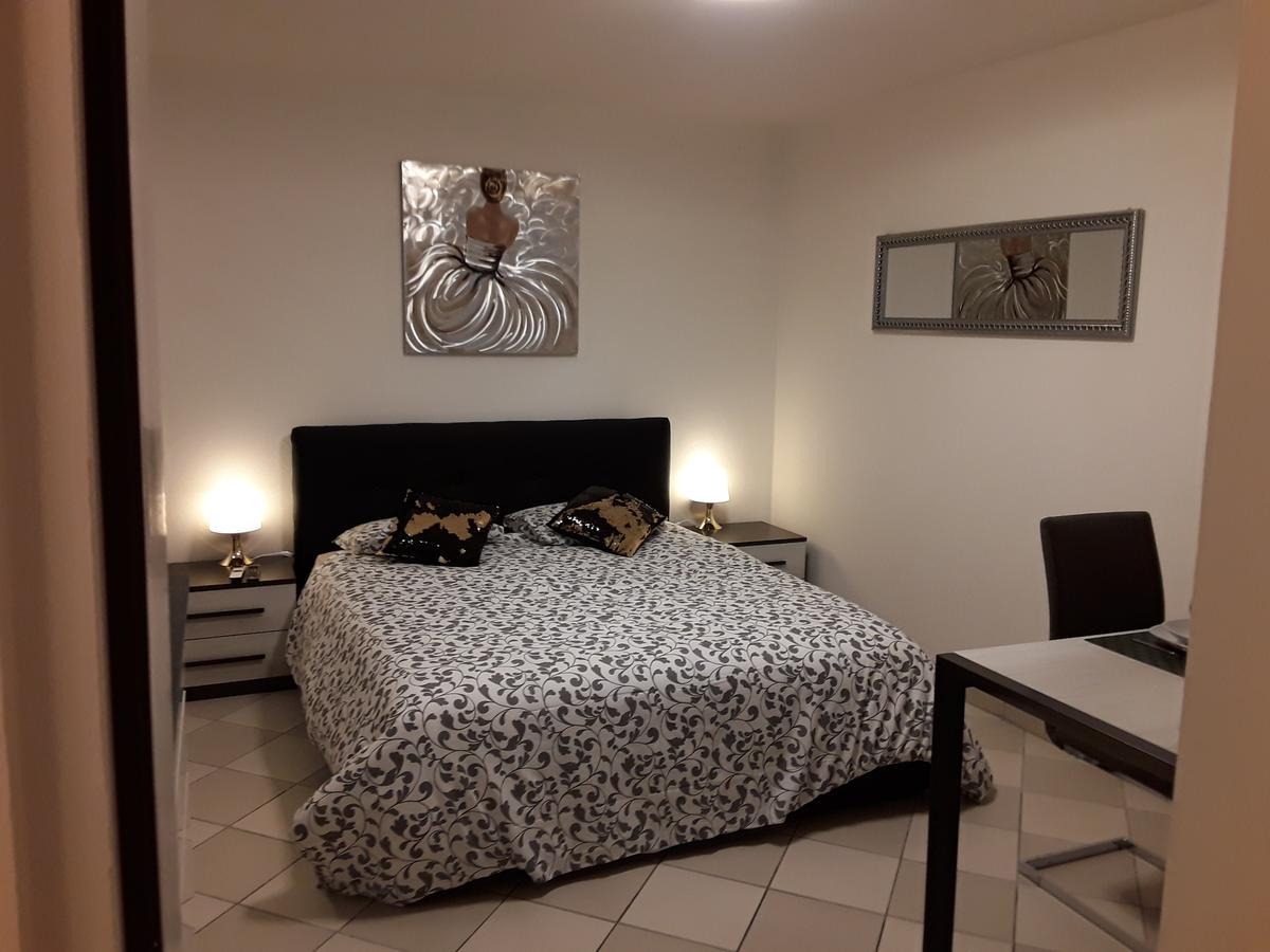 Holidays Homes Il Folletto Quartino Exterior photo