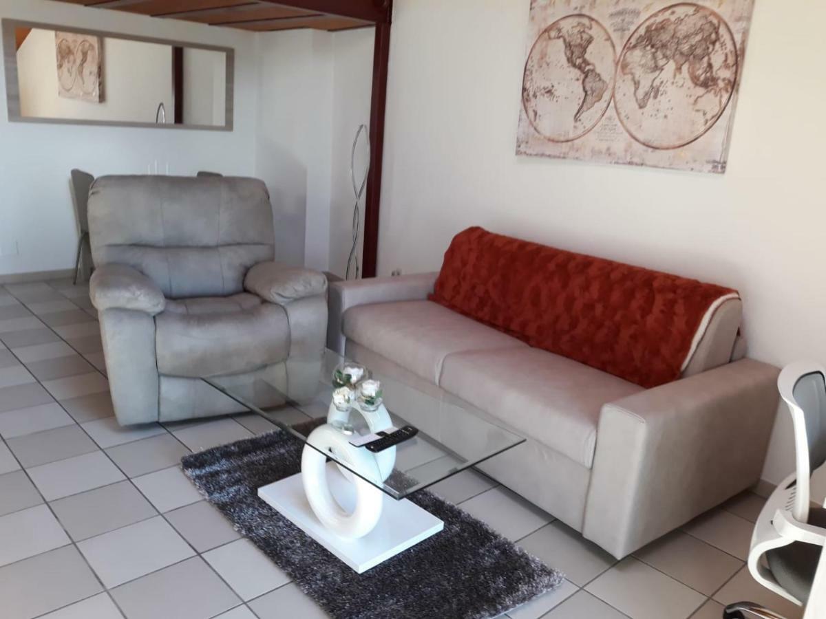 Holidays Homes Il Folletto Quartino Exterior photo